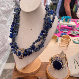 Collar de lapislázuli